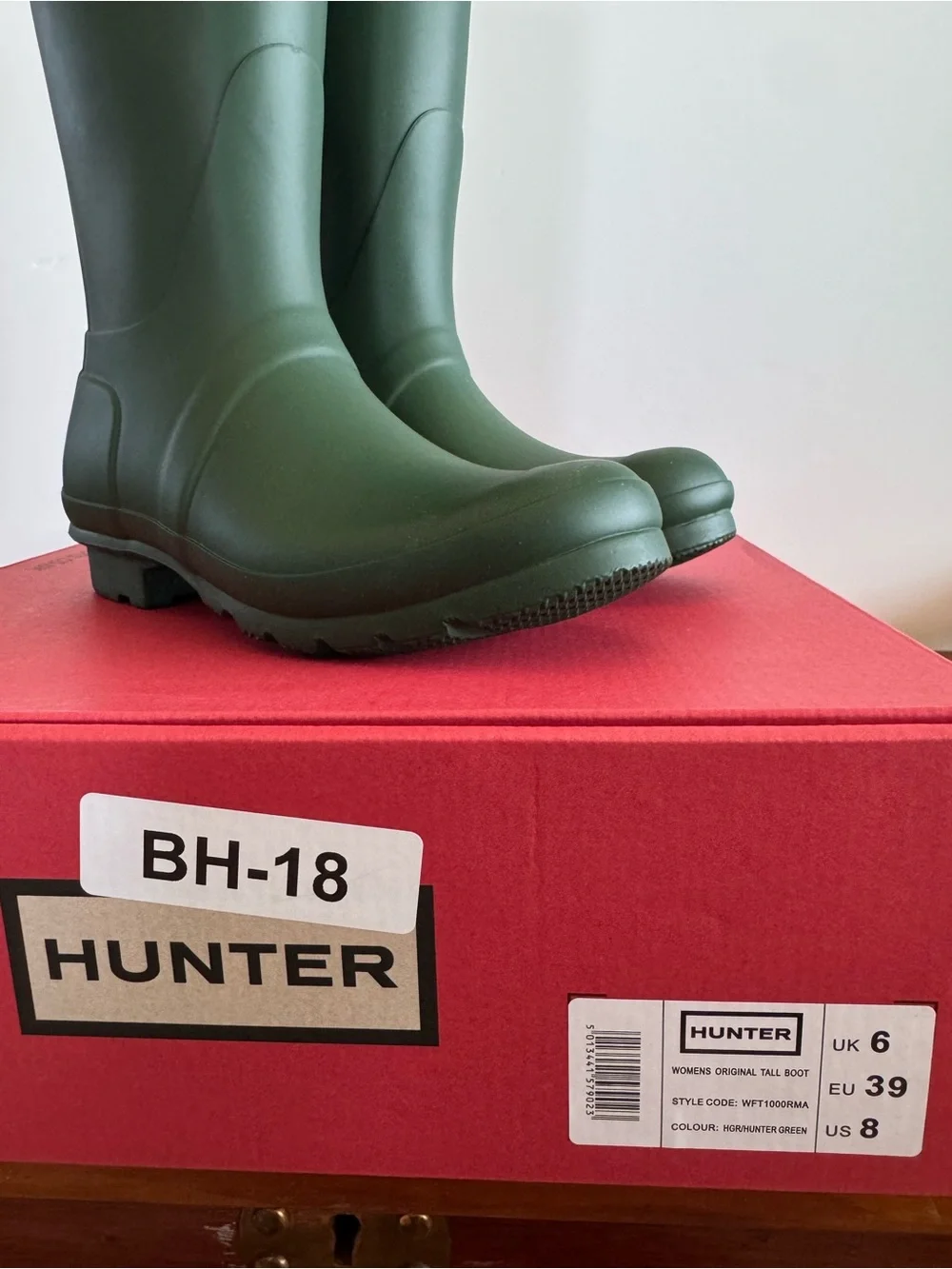 Hunter Original Tall Rain Boots Green Women’s Size 8 Waterproof